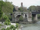 Old Roman Bridge to Tiber Island